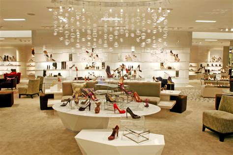 saks fifth avenue sw california photos